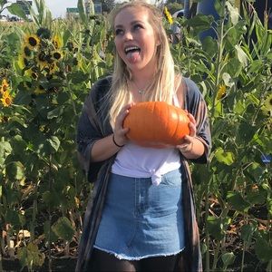 Forever 22 denim skirt